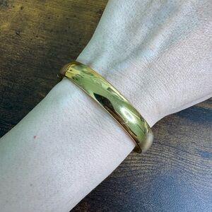 Monet Gold Tone Bracelet Slide Closure Victorian Revival Vintage size 7